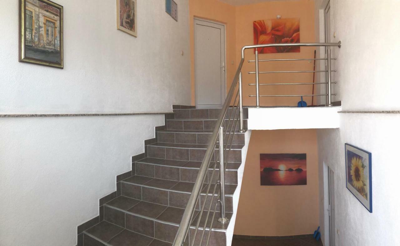 Miro Apartmani Ражанац Экстерьер фото